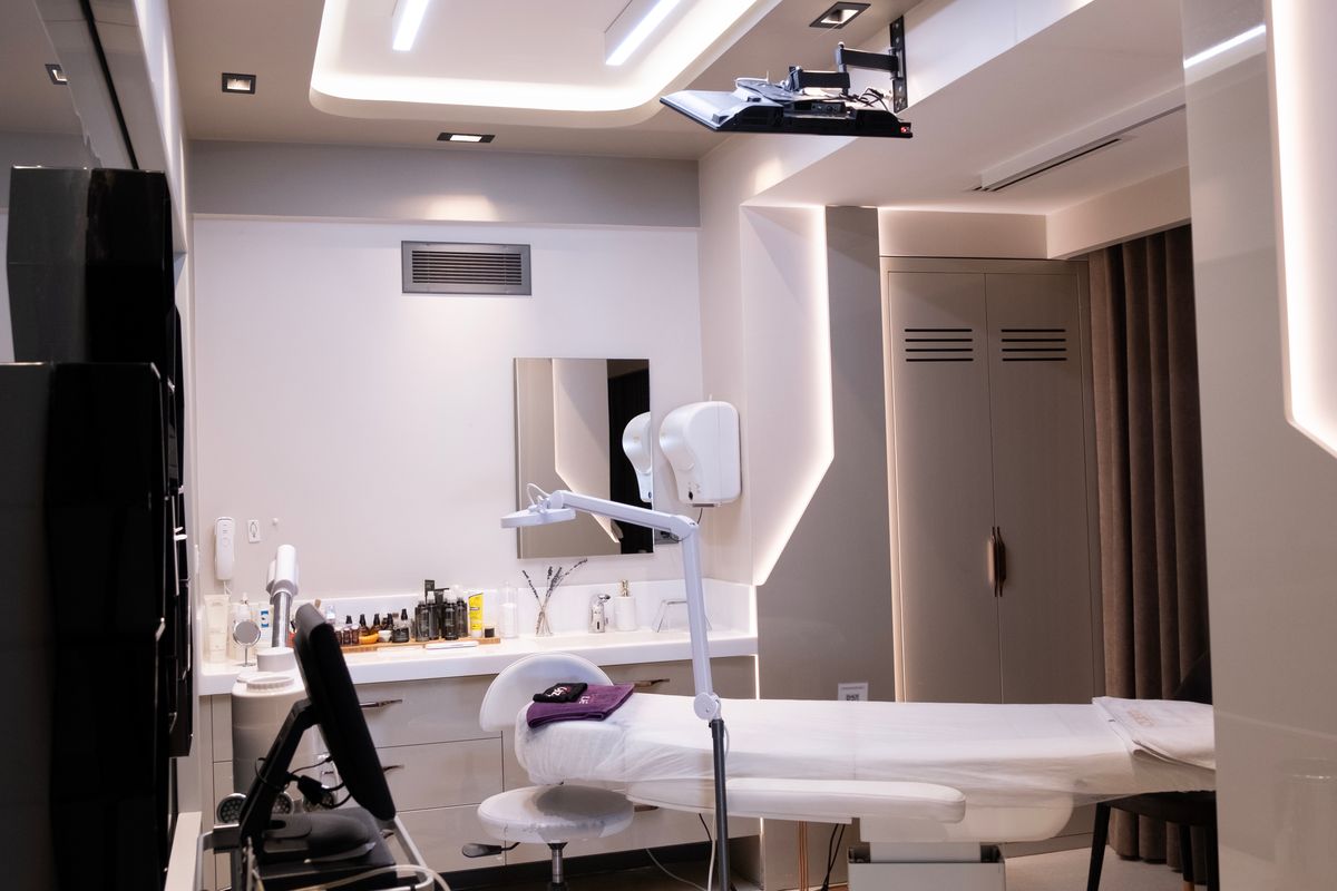 Preparing for your first aesthetics consultation at Regener8 Aesthetics, Birmingham